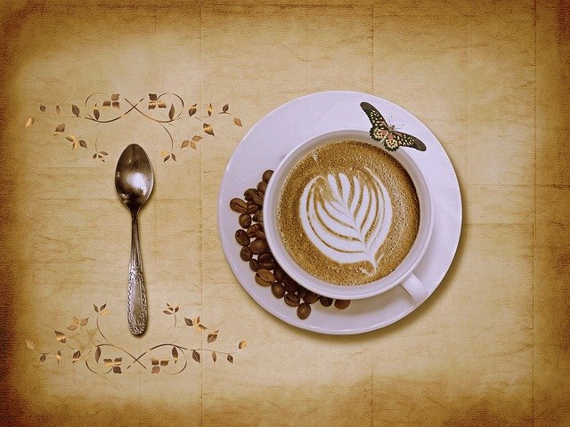cappuccino s motýlkem.jpg
